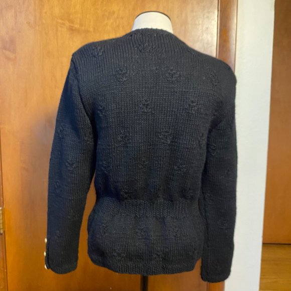 ❌SOLD❌GUC Vintage Black Hand-Knitted Button-Up Wool Cardigan sz S - Picture 2 of 6